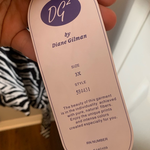 NWT /DG2 by Diane Gilman / Long Sleeve / Long Button Down with Belt at waist 3X - Picture 6 of 8